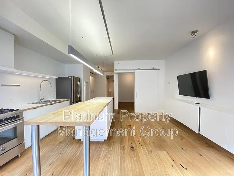 63 Inglewood Park SE — Photo 7