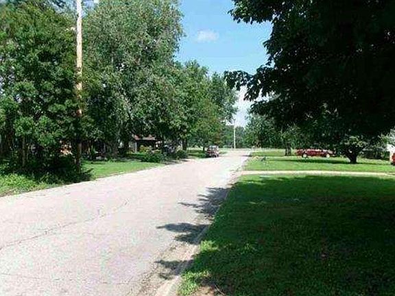 5th image of 124 Carter Dr