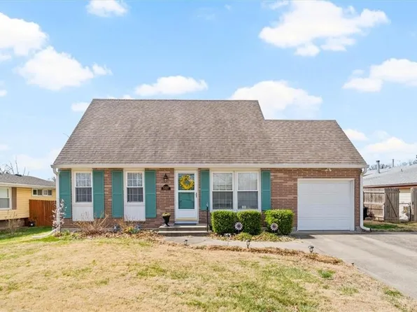 5327 NE 43rd Ter, Kansas City, MO 64117