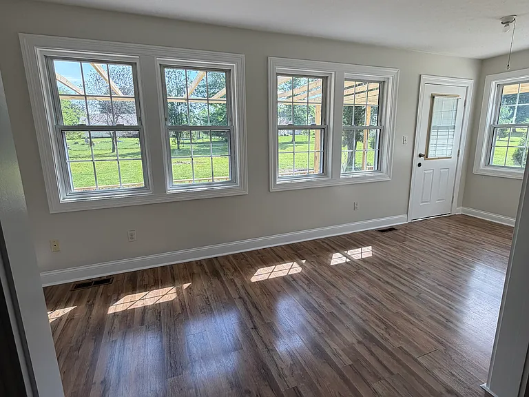 275 Stone Crest Ave — Photo 4