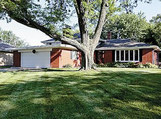 6901 W Edgewood Rd, Palos Heights, IL 60463