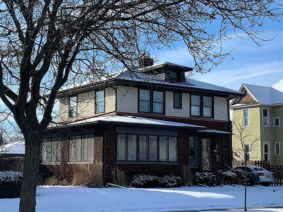 2nd image of 1728 Cass St