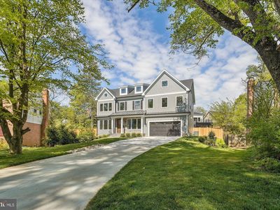 8104 Woodhaven Blvd, Bethesda, MD, 20817