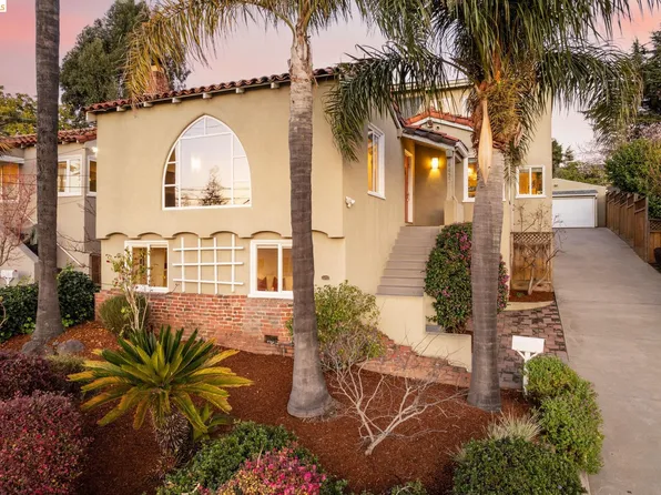 4452 Davenport Ave, Oakland, CA 94619