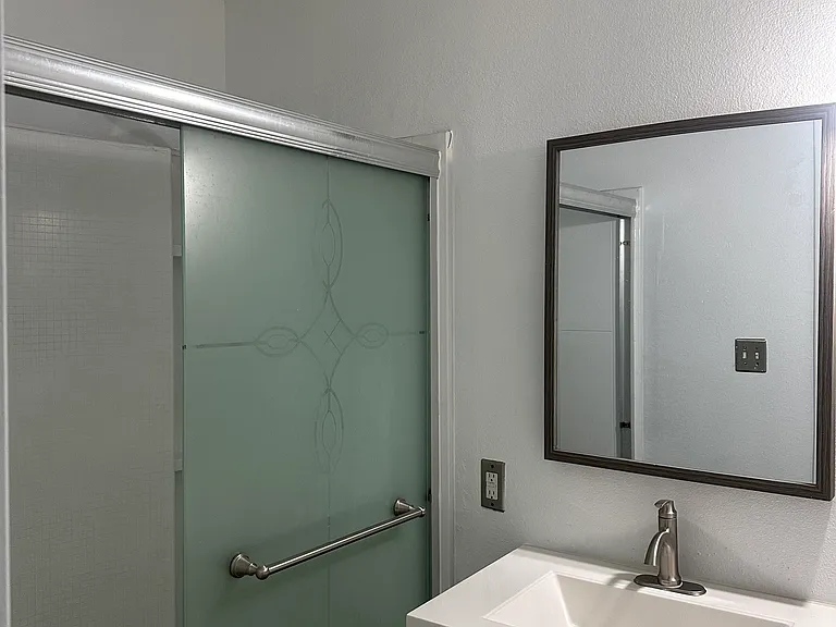 4834 W Rose Ln — Photo 14