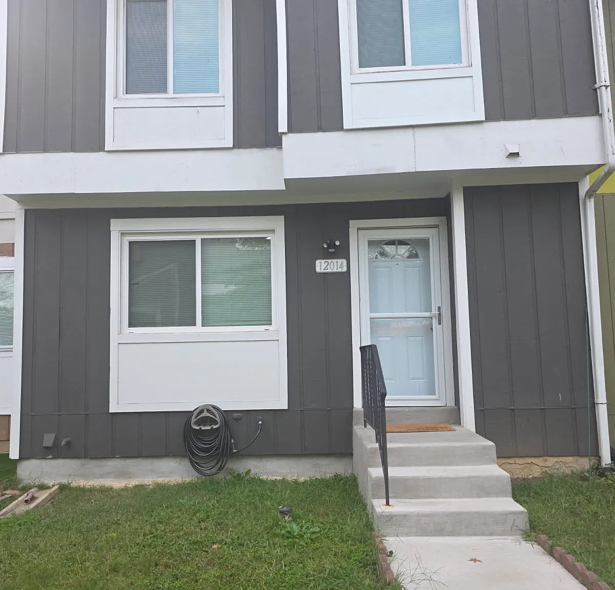 3 bed, 1334 sqft, $2,900 — Photo 1