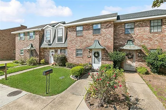 317 Ormond Meadows Dr #C — Photo 2