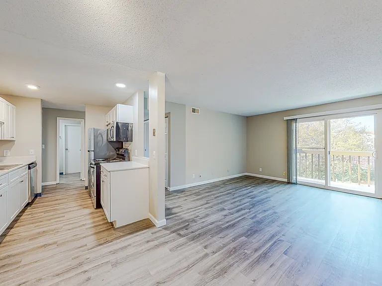 The Residences of Auburn Hills — Photo 35