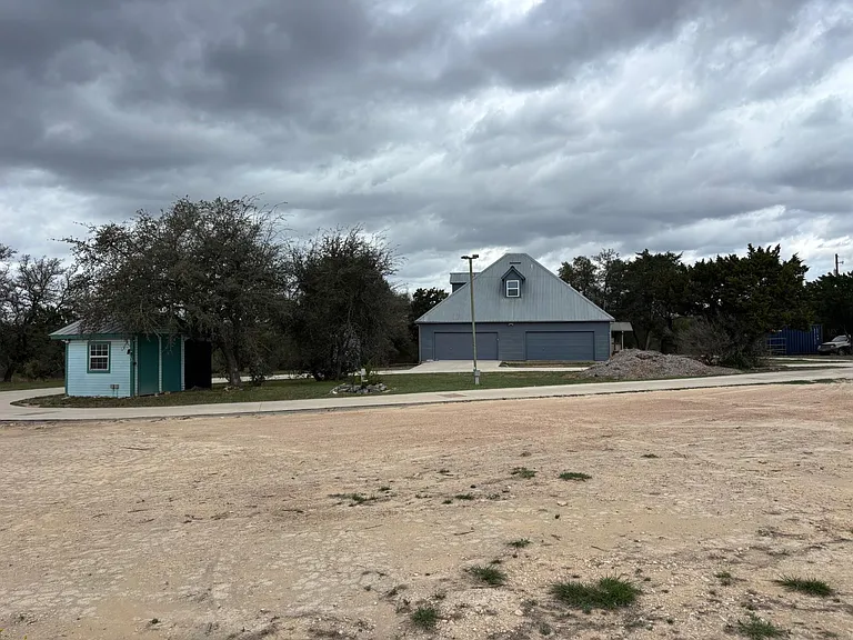 15401 Lariat Trl — Photo 18
