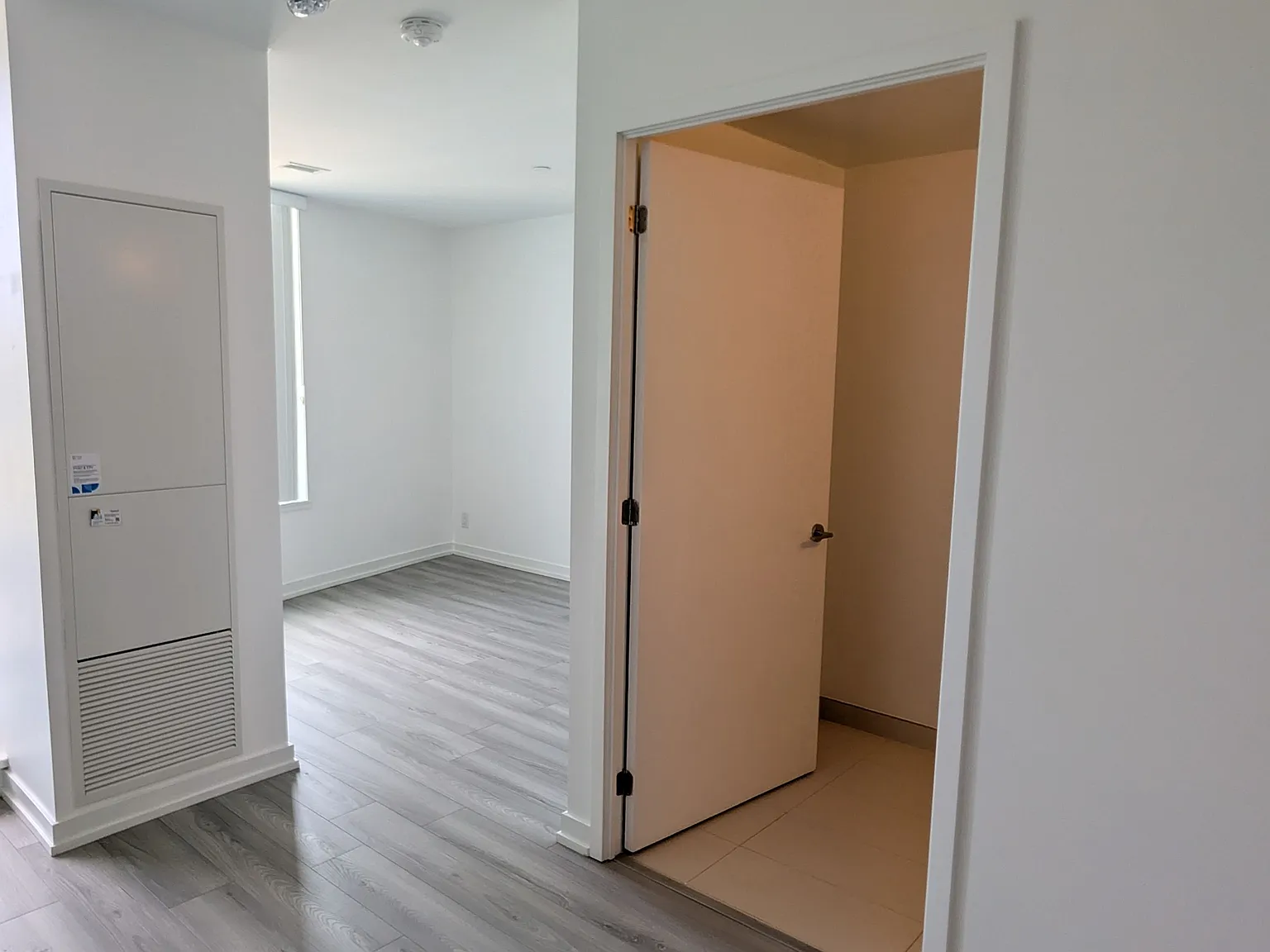 Studio, $1,775 — Photo 4