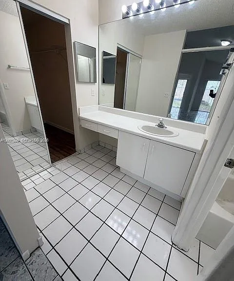 1034 W Jasmine Ln — Photo 22