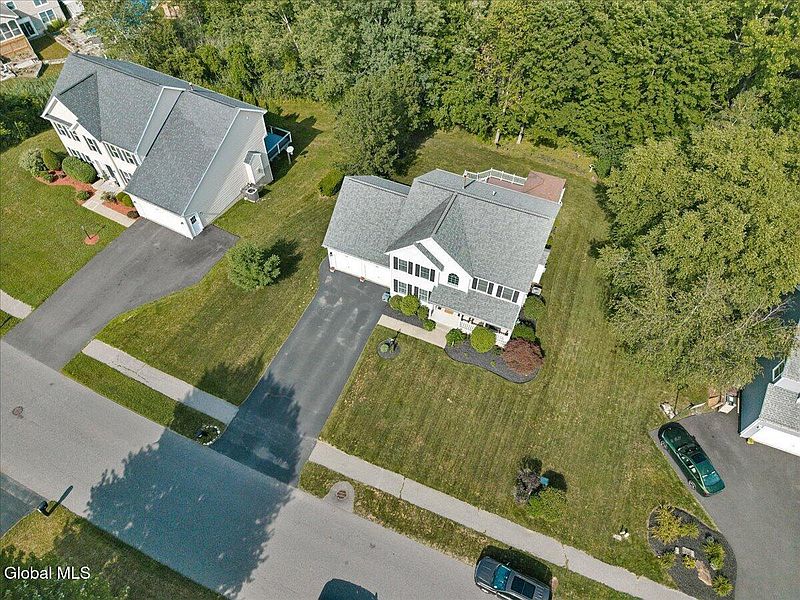 4th image of 108 Hasgate Drive