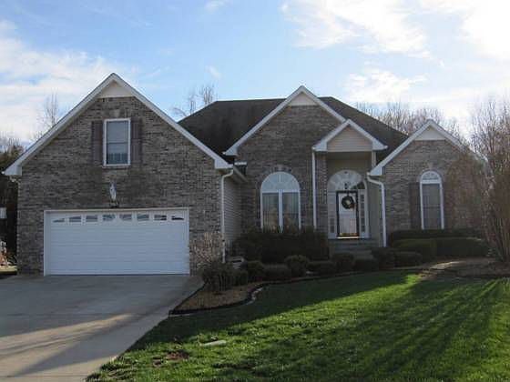 1st image of 910 Glenraven Dr