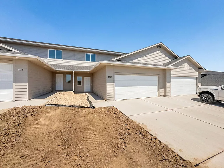 Sundance Ridge / High Noon Place — Photo 3