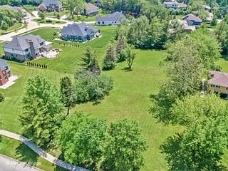 15W703 83rd St, Burr Ridge, IL 60527 | MLS #11106115 | Zillow