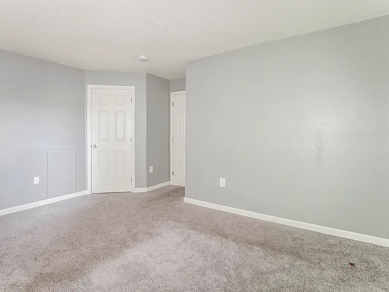 900 West Townhomes — Photo 18