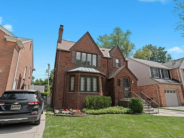 312 McKinley Ave #WHOLE HOUSE — Photo 38