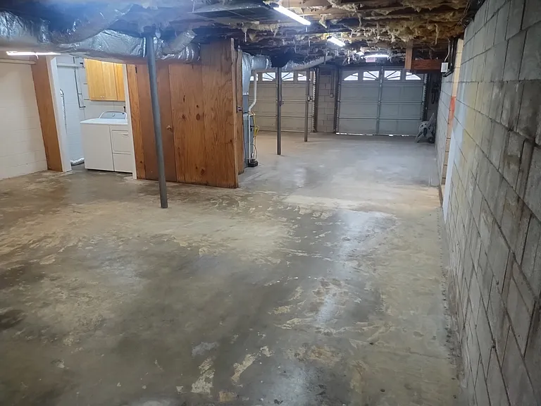 244 Sterling Rd — Photo 30