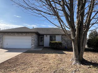 5471 S Jefferson Ave, Springfield, MO 65810