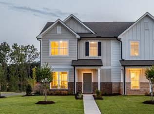 376 Abbots Mill Dr, Raleigh, NC 27603