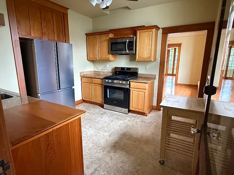 2225 Dante St — Photo 26