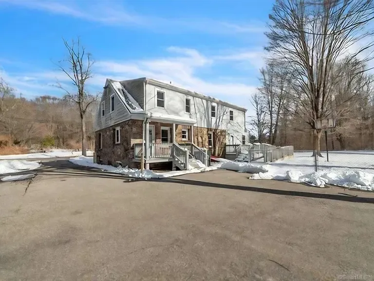 153 Hunting Lodge Rd — Photo 6