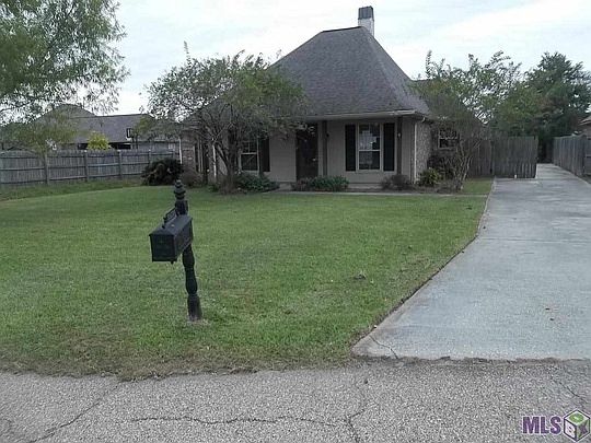 1st image of 38295 Graystone Ave