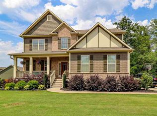 172 Sapphire Pointe Dr, Duncan, SC 29334