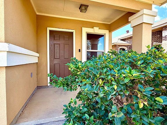 4th image of 3417 Armando Pena Dr