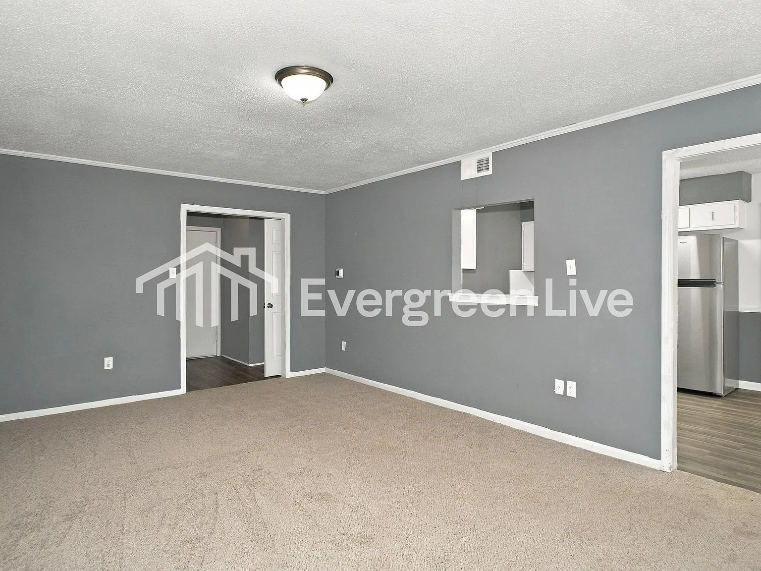 3 bed, 2.0 bath, 1349 sqft, $1,195 — Photo 4