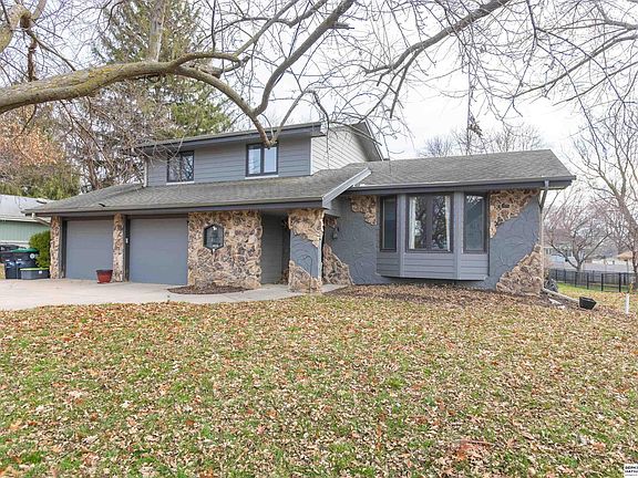 2nd image of 1009 Skyline Dr