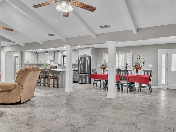 4th image of 530 E Bar K Ranch Rd