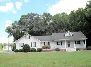 2054 Hickory House Rd, Sanford, NC 27332