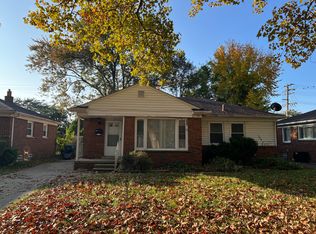 13711 Allan Ave, Oak Park, MI 48237