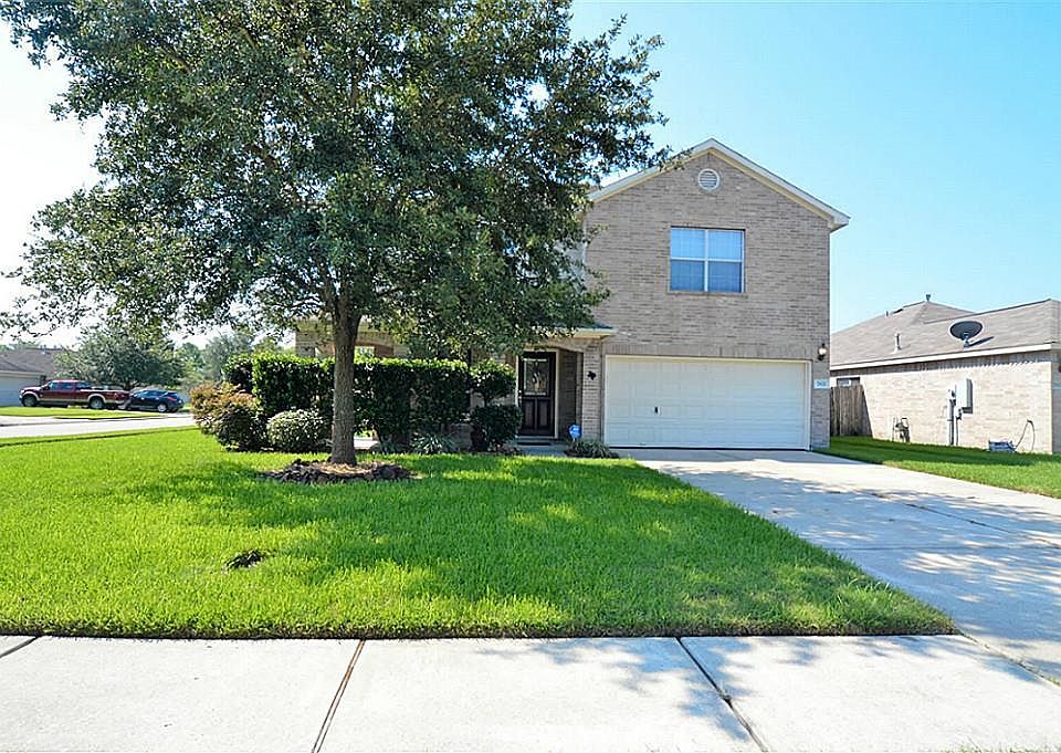 1st image of 7821 Fallen Oak Ln