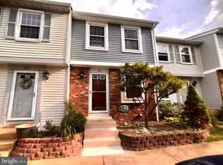 1614 10th St S, Arlington, VA 22204
