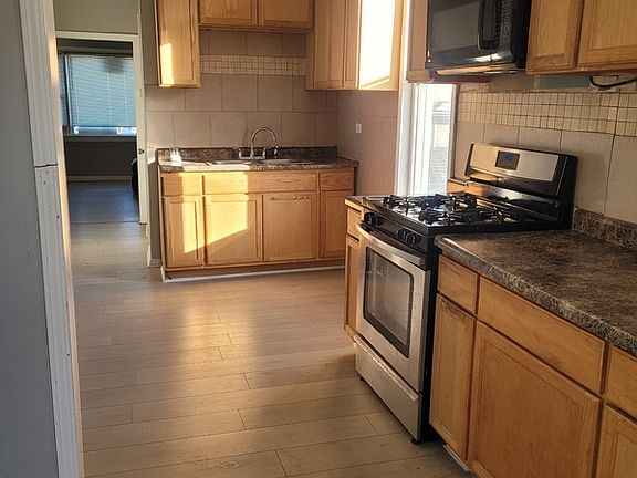 4th image of 8534 S Burley Ave #2
