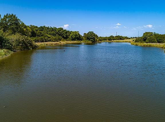 3rd image of County Road 2418