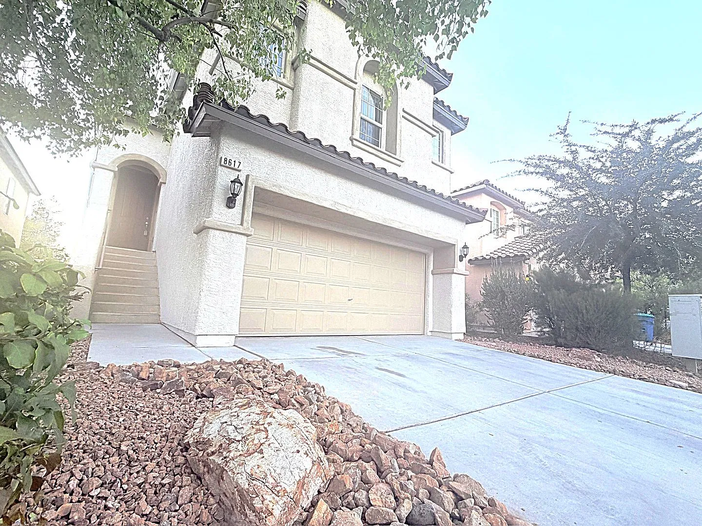 4 Bedroom/2.5 Bath with 2 Family Rooms in the NW — Photo 1