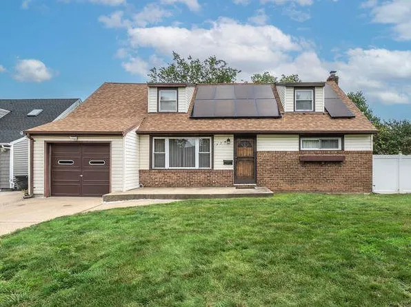 779 Summer Avenue, Uniondale, NY 11553