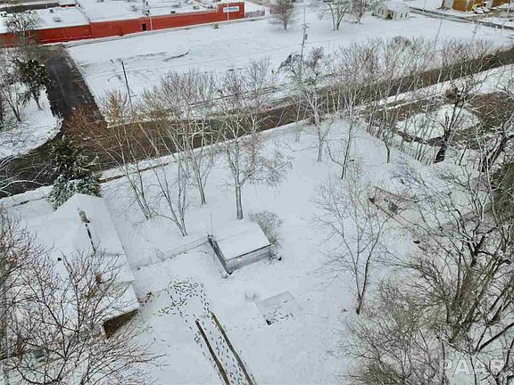 2nd image of 1903 NE Jefferson Ave