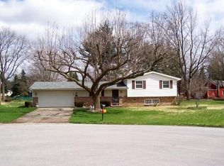 52926 Azalea Ct, South Bend, IN 46637