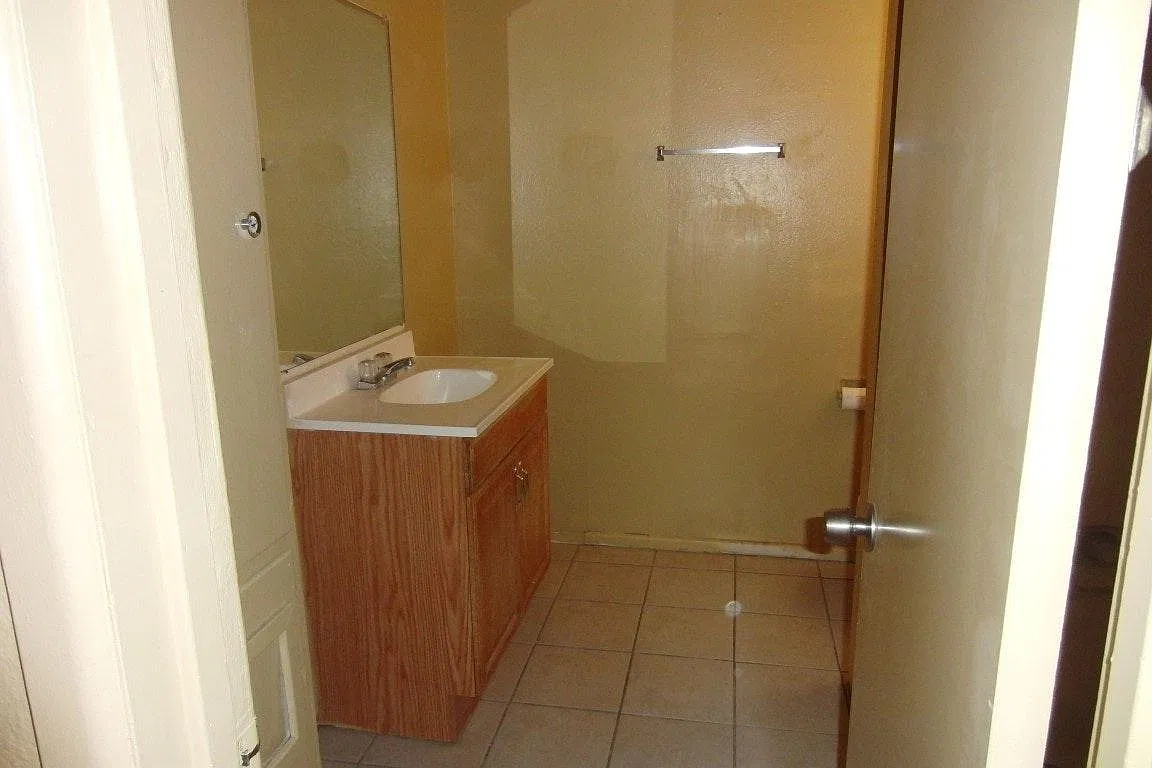 3 bed, 1445 sqft, $1,750 — Photo 4