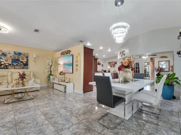 19316 SW 121st Ave, Miami, FL 33177