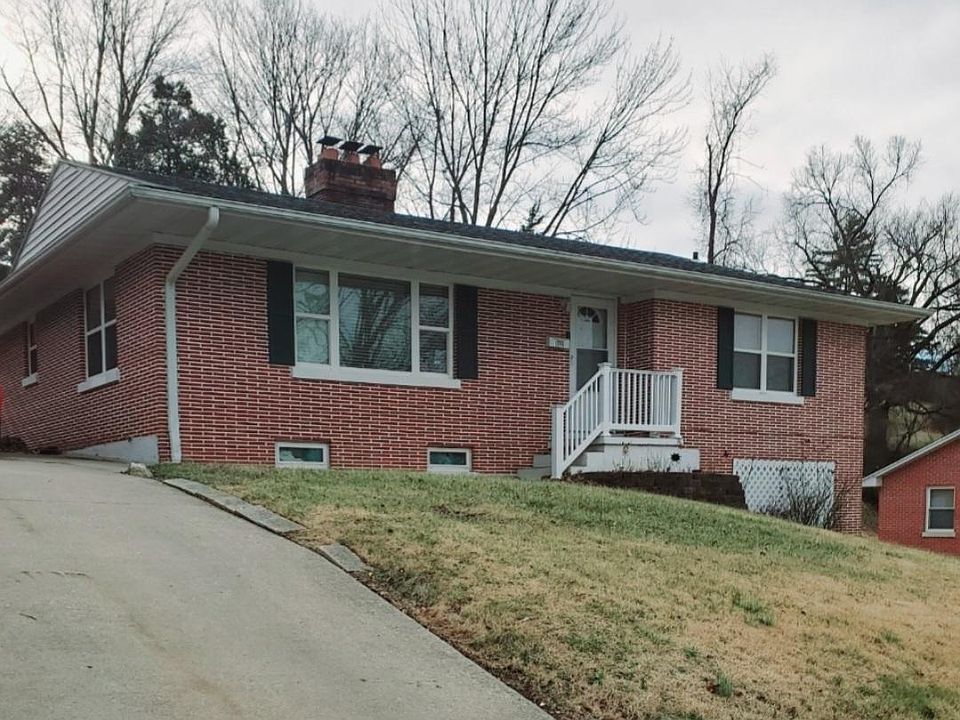 1st image of 1140 Darlene Dr