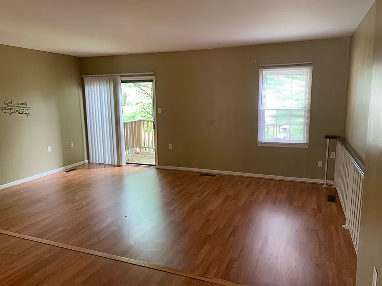 12034 Stallion Ct — Photo 6