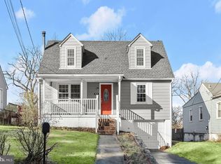 8010 Ridgely Oak Rd, Parkville, MD 21234