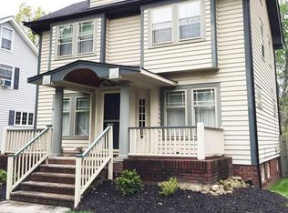 2656 Shaker Rd, Cleveland Heights, OH 44118