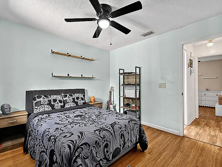 4 Zanzibar Balsan Ct — Photo 14