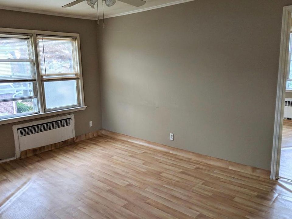 2nd image of 7149 166th St Floor 2